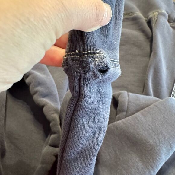 Vintage Abercrombie and Fitch Distressed Hoodie - Picture 3 of 4